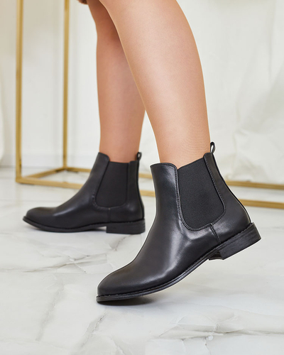 Royalfashion Čierne dámske čižmy a'la sztyblety s ozdobami Ederte