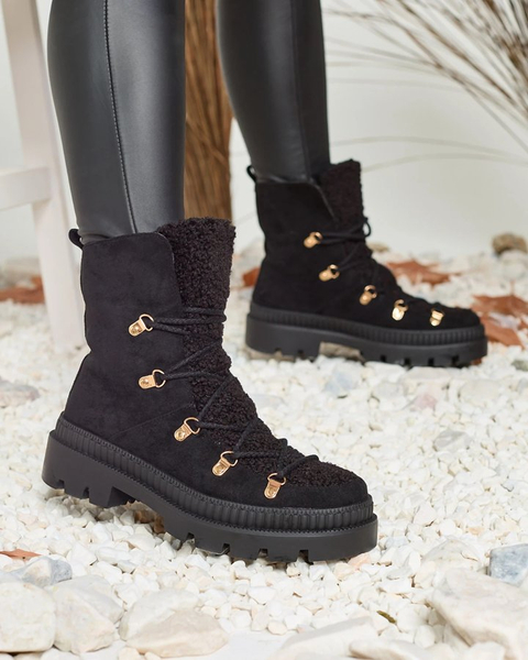 Royalfashion Čierne dámske zateplené trapérky s ovčou kožušinou Lery Walk