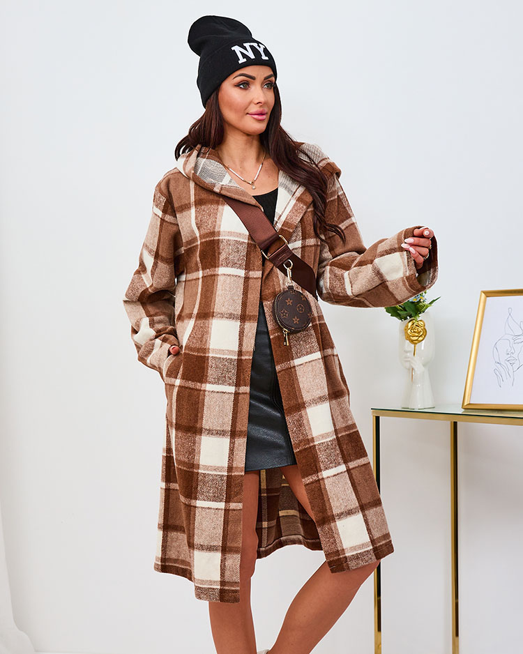 Royalfashion Hnedý dámsky károvaný kabát