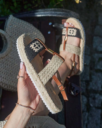 Royalfashion Dámske sandále Hermone