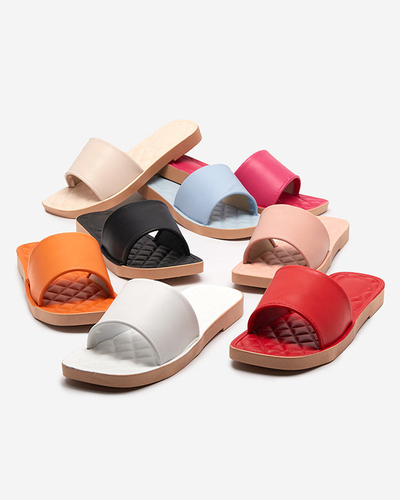 OUTLET Čierne dámske papuče z ekokože s prešívanou vložkou Parekis - Obuv