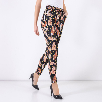 Dámske trekingové nohavice z čierneho peria - Oblečenie