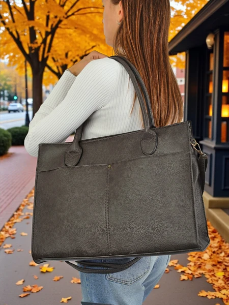 Ženska usnjena torbica Etruria Classica Elegante siva 41x31x14 cm