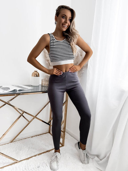 Tmavo šedé dámske legíny- Oblečenie