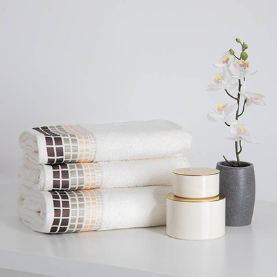 Biele hranaté uteráky po 3 ks - Uteráky