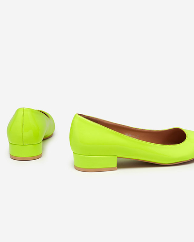 Neónovo žlté, lakované lodičky na plochom opätku Oki- Footwear