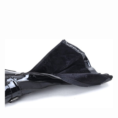 Czarne kozaki lakierowane Regina - Obuwie