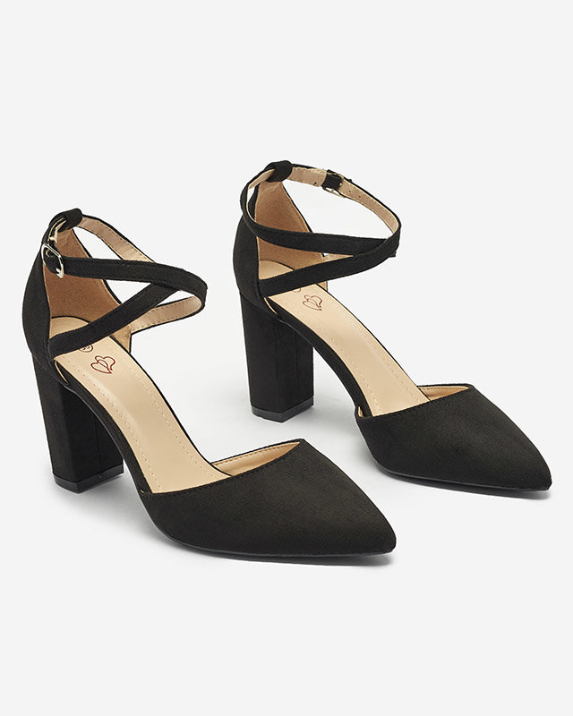 OUTLET Čierne dámske lodičky na opätku Amagy- Obuv