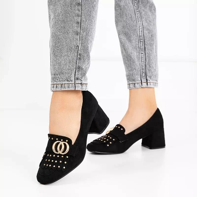 OUTLET Čierne lodičky na stĺpiku s ozdobným zvrškom Nell-shoes