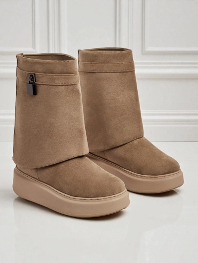 Kratki ženski škornji a'la za sneg z zgornjim delom, ki se zapenja Elizze