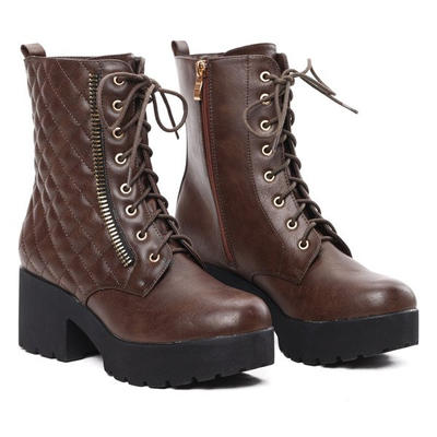 Brązowe botki na platformie Barbra- Obuwie