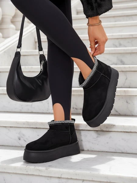 Royalfashion Dámske krátke topánky a'la snow boots Xoalla