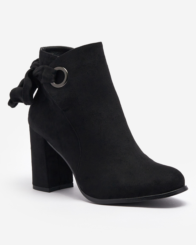 Dámske čižmy z eko-semišu s mašľou v čiernej farbe Agarol- Obuv