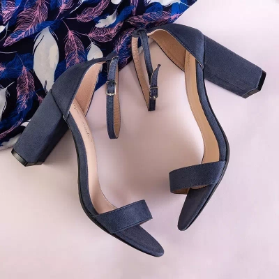 OUTLET Tmavomodré dámske sandále na stĺpiku Anniet - Obuv