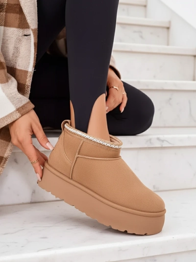 Royalfashion Dámske krátke topánky a'la snow boots Xoalla