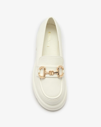 Biele dámske mokasíny so zlatým zdobením Riasse - Obuv