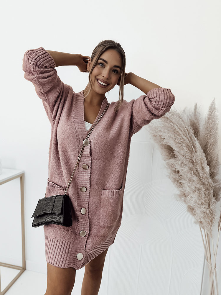 Royalfashion Ružový dámsky sveter s prehozmi