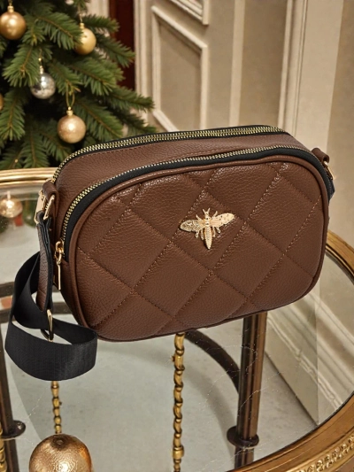 Prešita majhna ženska torbica iz eko usnja Connere