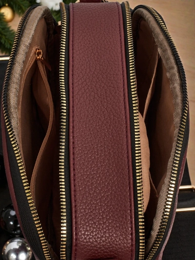 Prešita majhna ženska torbica iz eko usnja Connere