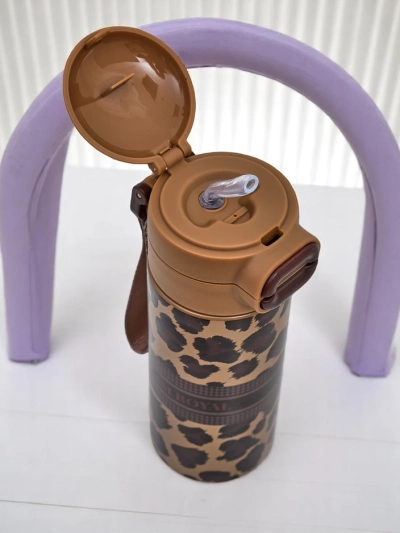 Royalfashion termohrnček s výtokom Glam Leo