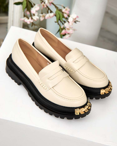 Ženski loaferji Aurelia bež barve na 5 cm platformi - stilski in udobni