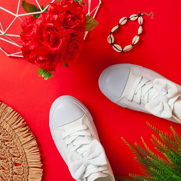 Białe trampki z ozdobną kokardką Lisyy - Obuwie