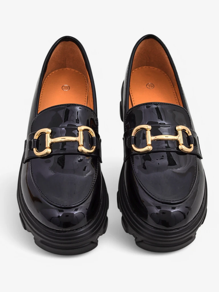 Ženski mokasini Callista črni iz ekološkega usnja na platformi 5 cm