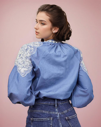Royalfashion Dámska košeľa so zirkónmi