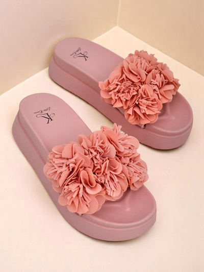 Royalfashion Dámske sandále s malými kvietkami Freesia