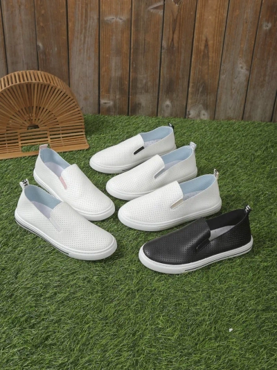 Royalfashion dámske perforované nazúvacie topánky Eppes