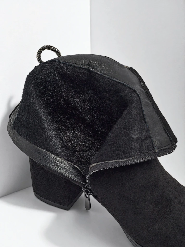 Ženski gležnarji iz eko semiša s peto Ornella