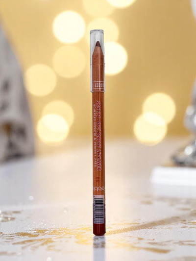 Pery na pery v odtieni Spiked with Rum