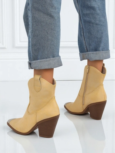 Ženski kavbojski gležnarji s peto in okrasno konico Glacier Fang