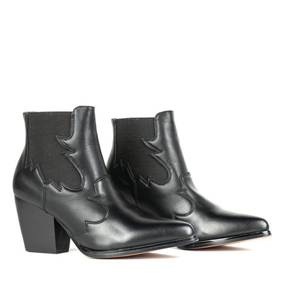 Černé boty na sloupcích kovbojských bot Catenia - obuv