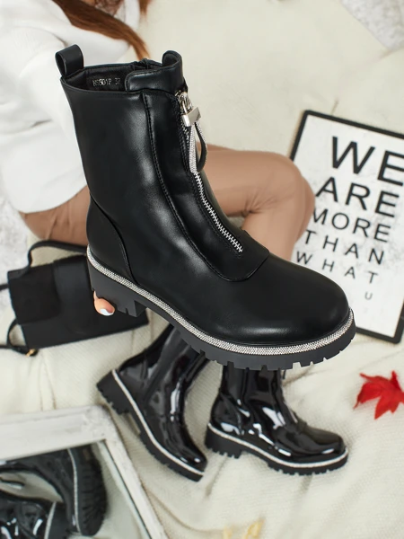 Ženski Gležnarji Luna Črni Usnjeni Elegantni za Jesen