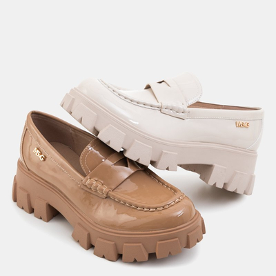 Dámsky svetlo béžový lakovaný slip na topánkach Livinia - Obuv