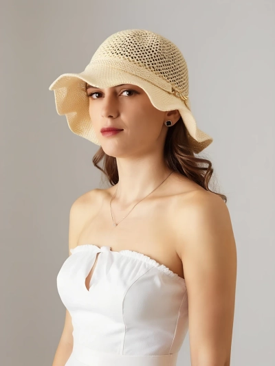 Royalfashion Dámsky klobúk s vlnitým okrajom Wave Breeze