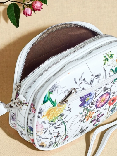 Royalfashion Malá dámska kabelka z ekokože Floriana