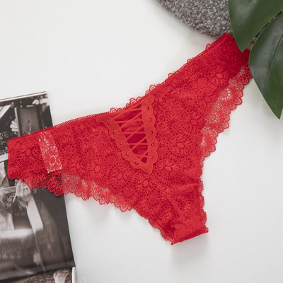 Dámske červené čipkované čipky - spodná bielizeň
