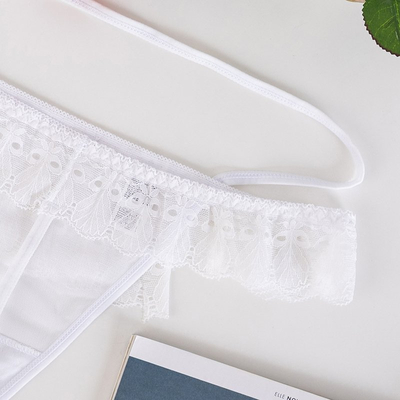 Dámske biele čipkované tangá - Spodná bielizeň