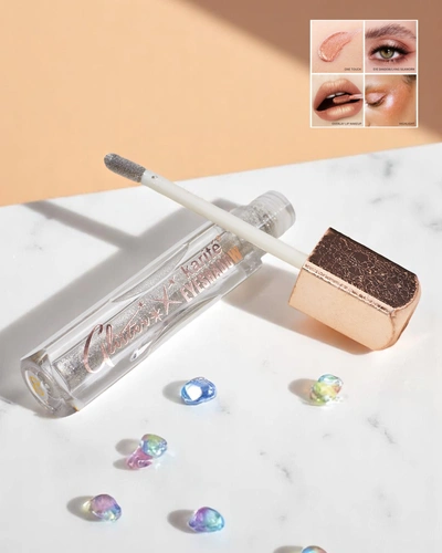 Lesklé kvapalné očné tiene v odtieni Strieborná