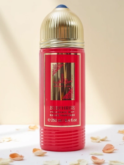 Inšpirovaný Asdaaf Ameerat Al Arab Univerzálny telový sprej 250 ml