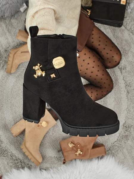 Ženski gležnarji Bearr iz eko semiša s peto