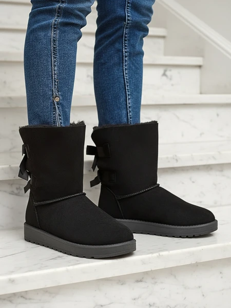 Gležnarji Stella iz ekološkega semiš usnja z ravno peto