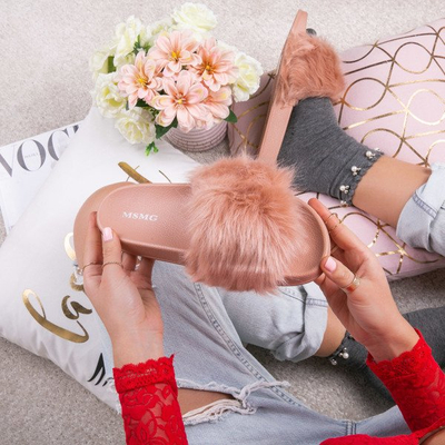 Tmavě růžové žabky s kožešinou Millie- Footwear