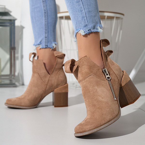 Svetlohnedé dámske čižmy na hranatom stĺpiku Darera - Obuv