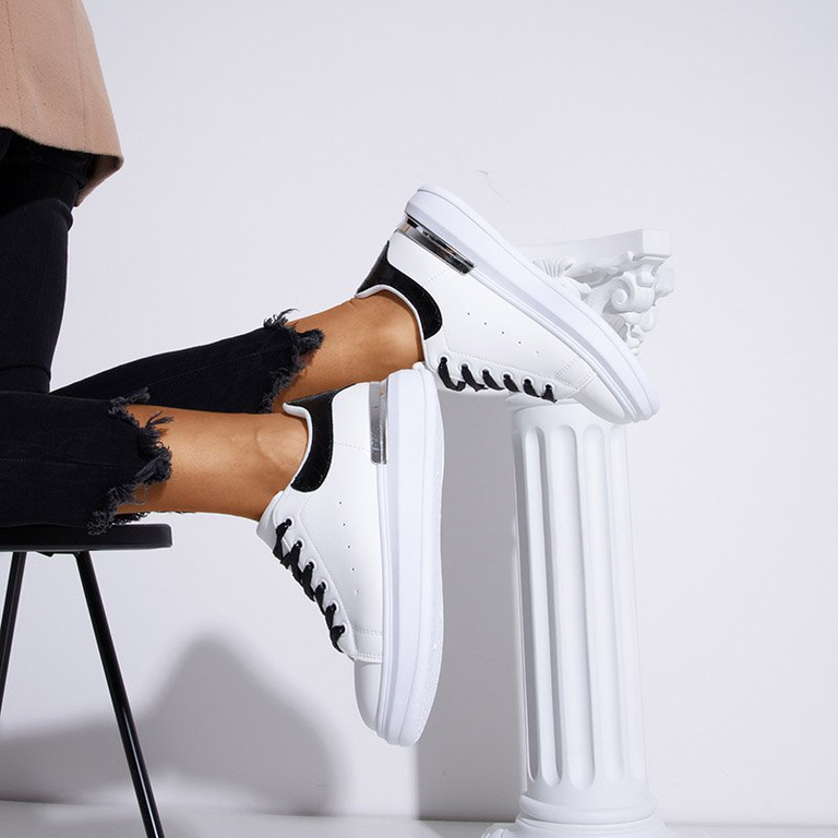 Čierna a biela dámska športová obuv Pamelia - Oblečenie