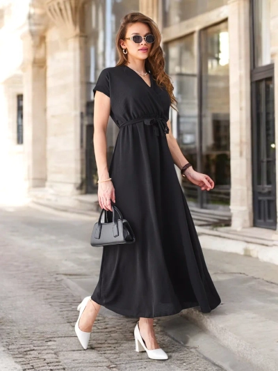 Royalfashion Dámske midi šaty s prekladaným výstrihom, krátkymi rukávmi a opaskom