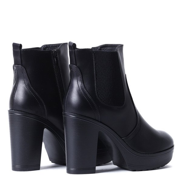 Czarne botki na słupku skóra eko - Obuwie