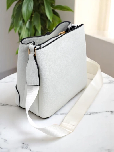 Royalfashion Štvorcová kabelka vyrobená z eko kože